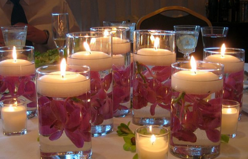 How to make a decorative arrangement with floating candles