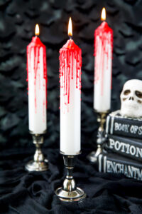 How to make bleeding candles for Halloween 