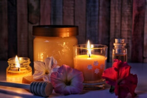 scented candles in jar 