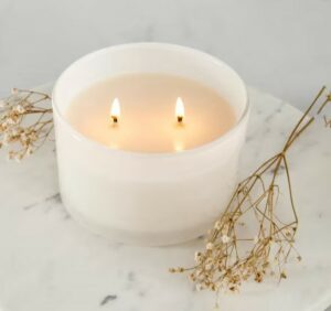 Vanilla scented candles for bathroom 