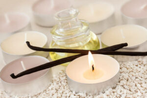 aromatherapy candles with vanilla smell 