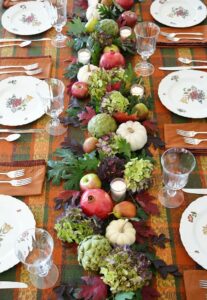 Thanksgiving centerpiece ideas with fruits 