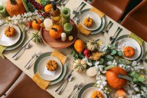 Thanksgiving table decor ideas to impress your guests 