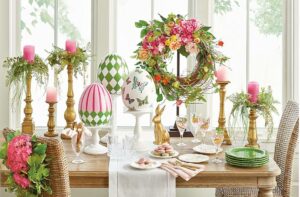 Easter table decoration with candles 