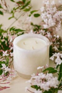 Jasmine scented candles can help relieve symptoms of depression 