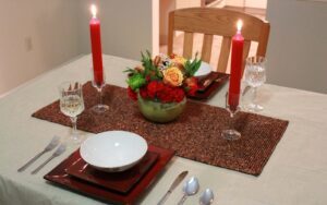 romantic dining table decoration 
