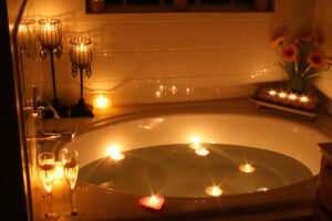 bathroom decoration with floating scented candles 